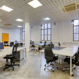 Bureau privé 100 m² 25 postes Location bureau Rue de l'Est Paris 75020 - photo 2